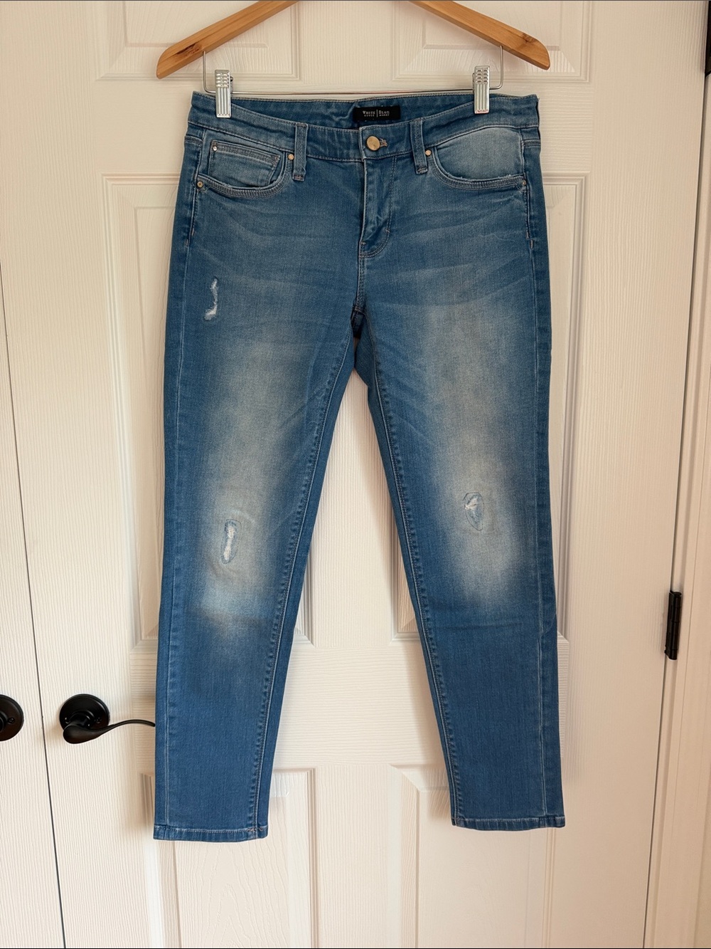 White House Black Market Girlfriend Jeans Size 4